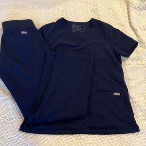 FIGS Navy Scrub Set